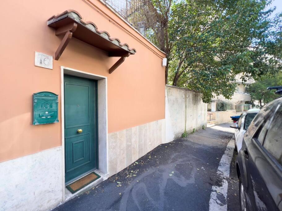 Suite Indipendente Su Due Livelli Rome Luaran gambar