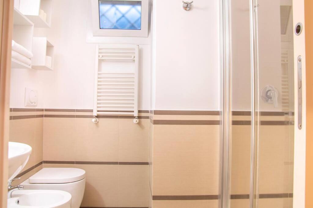 Suite Indipendente Su Due Livelli Rome Luaran gambar